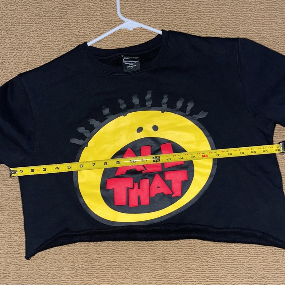 “ALL THAT” long sleeve crop - Picture 6 of 7